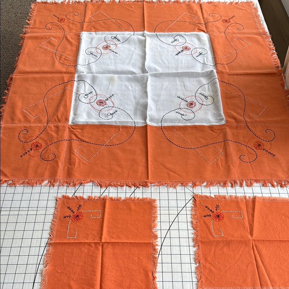 Vintage (MCM) hand embroidered linen, Orange/White Tablecloth, two napkins